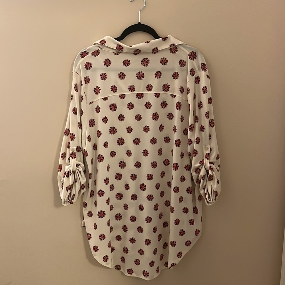 Lularoe Valentina knit button up shirt with button up sleeves size 2XL - Picture 4 of 4